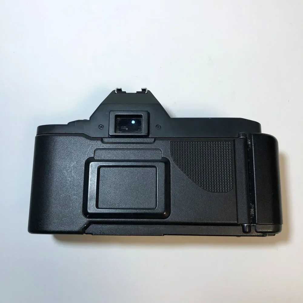 Canon T70 35mm Manual Focus SLR Camera Body Only Powers On Working